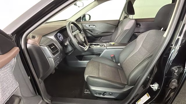 2023 Super Black Nissan Rogue SV AWD SUV