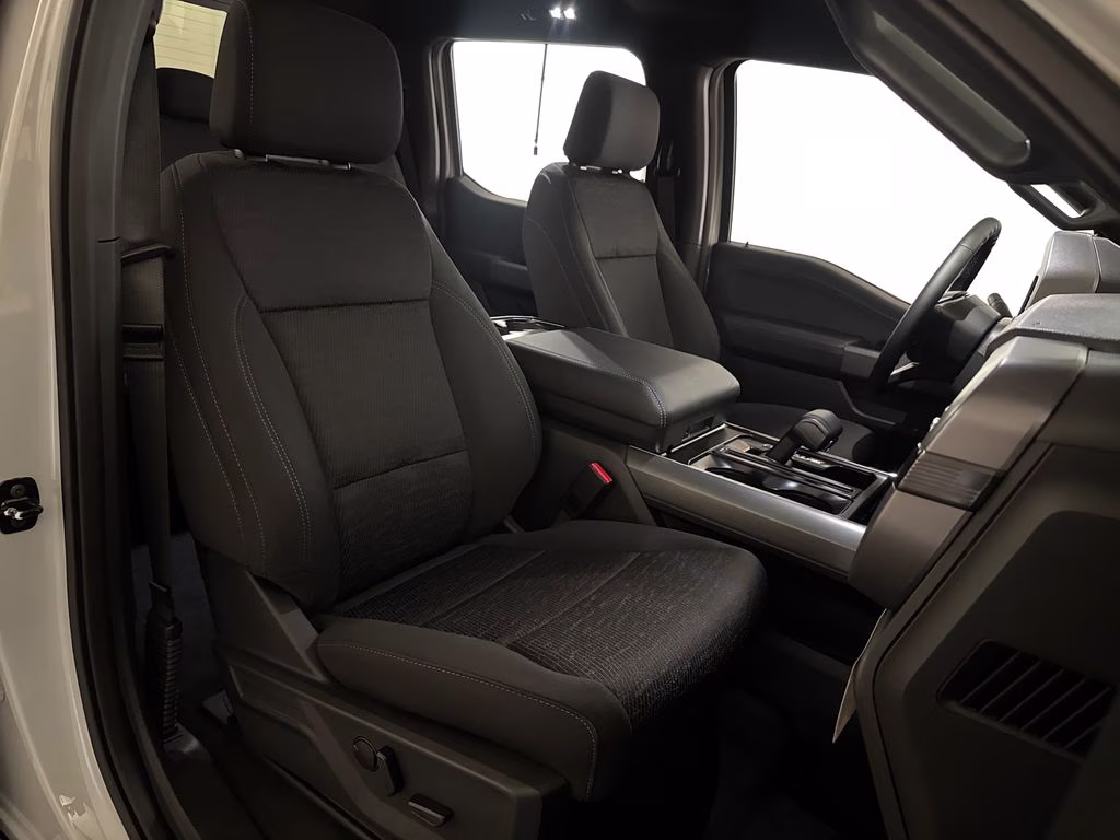 2026 Avalanche Ford F-150 XLT 4X4 Truck