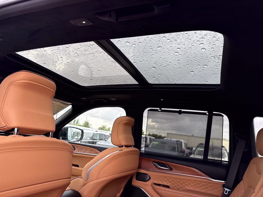 2025 Bright White Clearcoat Jeep Grand Cherokee Summit Reserve 4X4 SUV