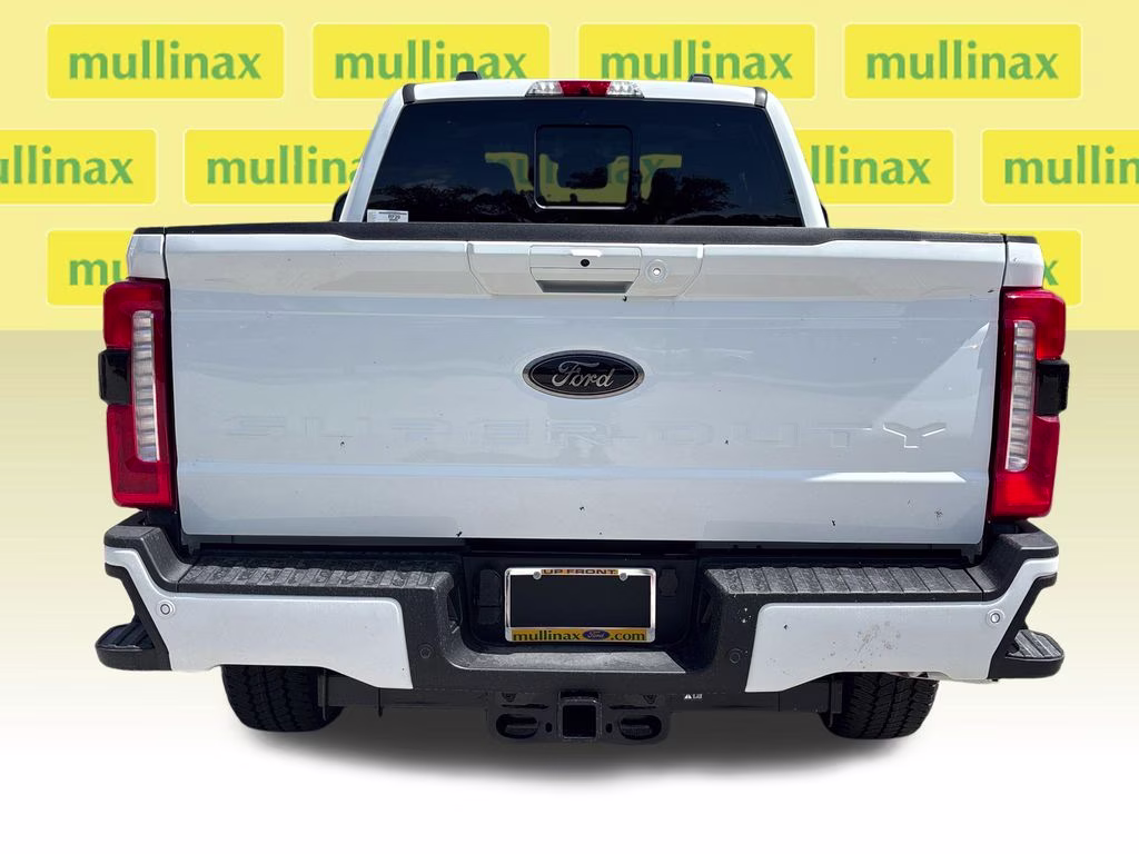 2026 Oxford White Ford Super Duty F-250 SRW Lariat 4X4 Truck