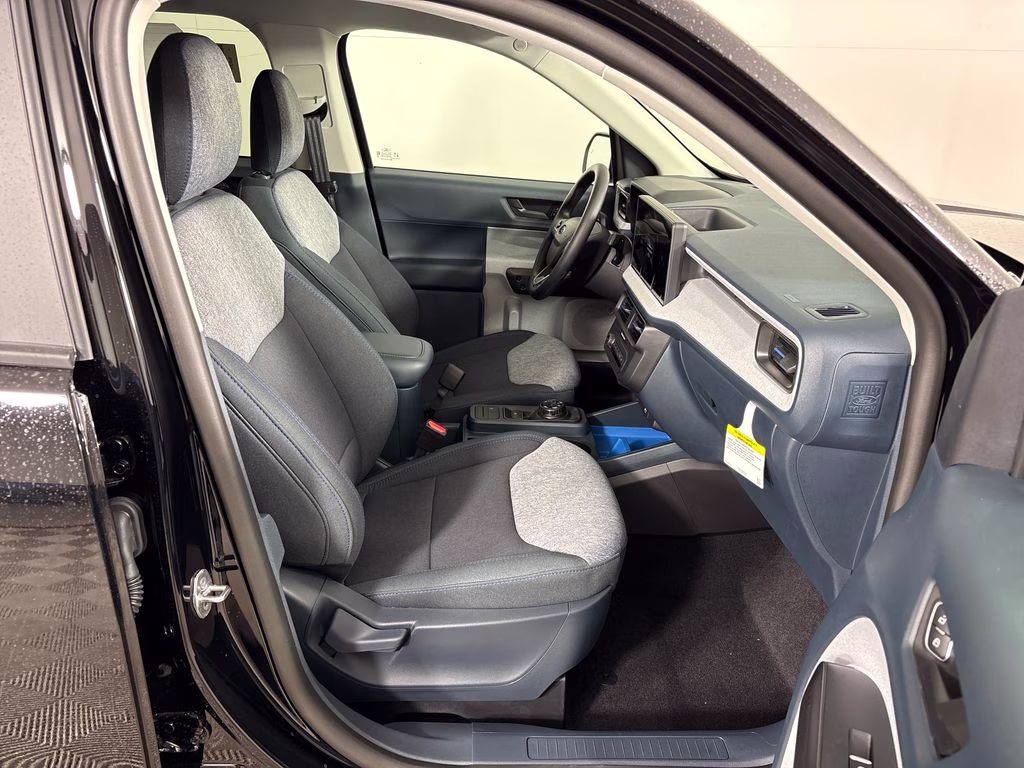 2026 Shadow Black Ford Maverick XLT FWD Truck