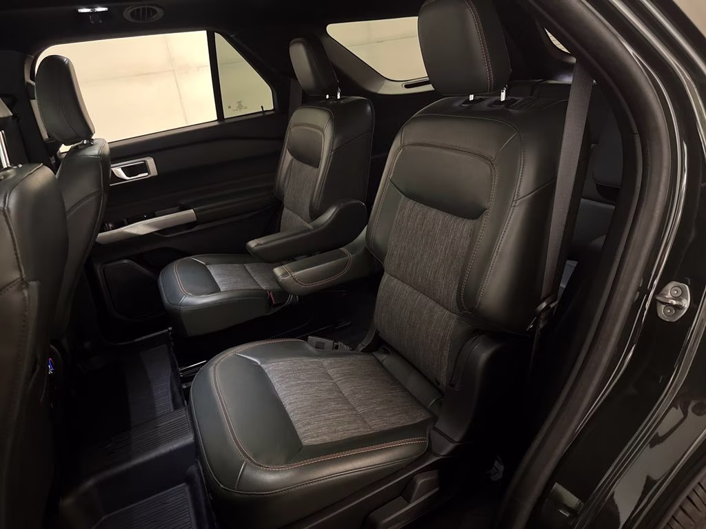 2023 Forged Green Metallic Ford Explorer Timberline 4X4 SUV