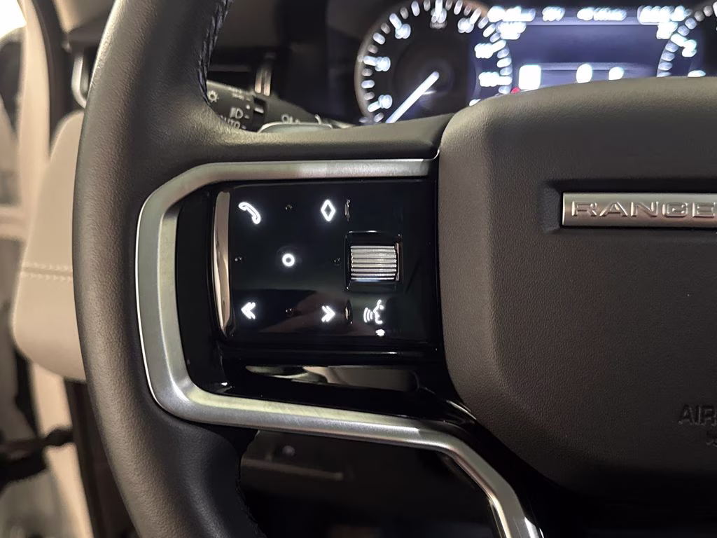 2023 Fuji White Land Rover Range Rover Evoque SE AWD SUV
