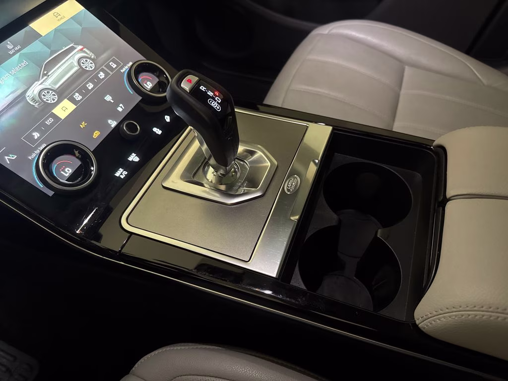2023 Fuji White Land Rover Range Rover Evoque SE AWD SUV
