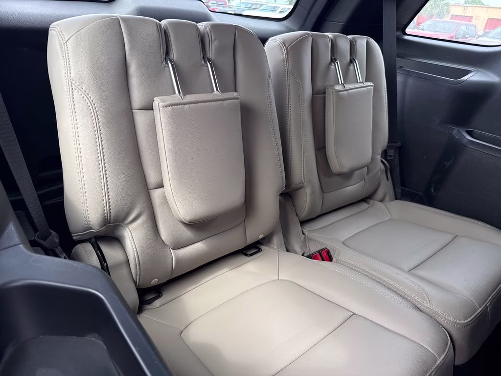 2018 Burgundy Velvet Metallic Tinted Clearcoat Ford Explorer Limited FWD SUV