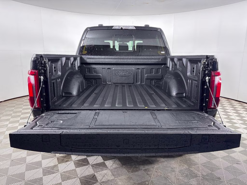 2026 Agate Black Metallic Ford F-150 Raptor R 4X4 Truck
