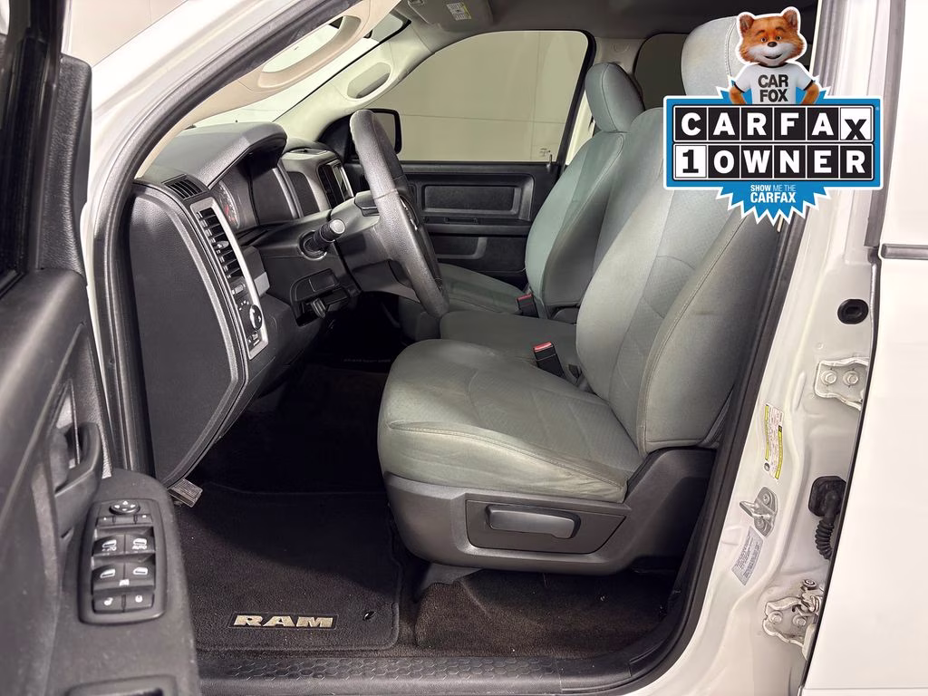 2017 Bright White Clearcoat Ram 1500 Express 4X4 Truck