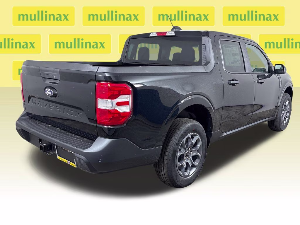 2026 Shadow Black Ford Maverick XLT FWD Truck