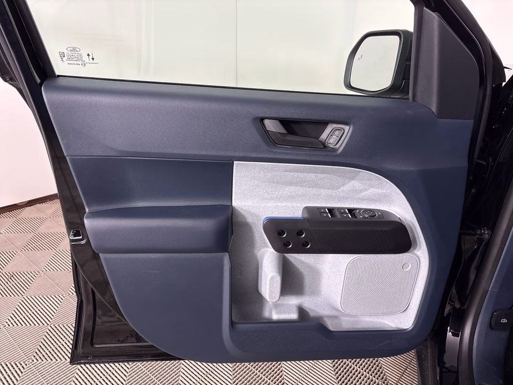 2026 Shadow Black Ford Maverick XLT FWD Truck
