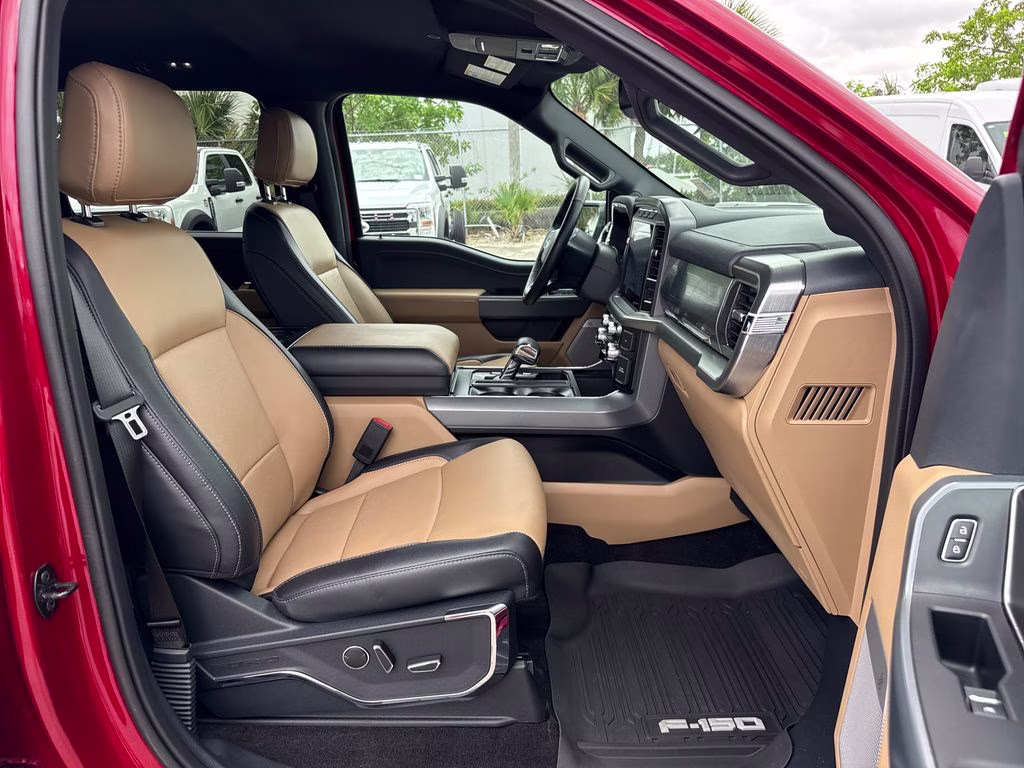 2023 Rapid Red Metallic Tinted Clearcoat Ford F-150 Lariat 4X4 Truck