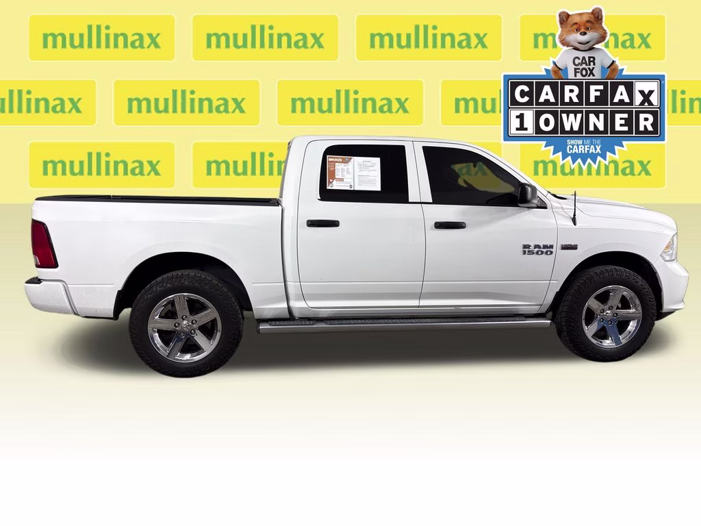 2017 Bright White Clearcoat Ram 1500 Express 4X4 Truck
