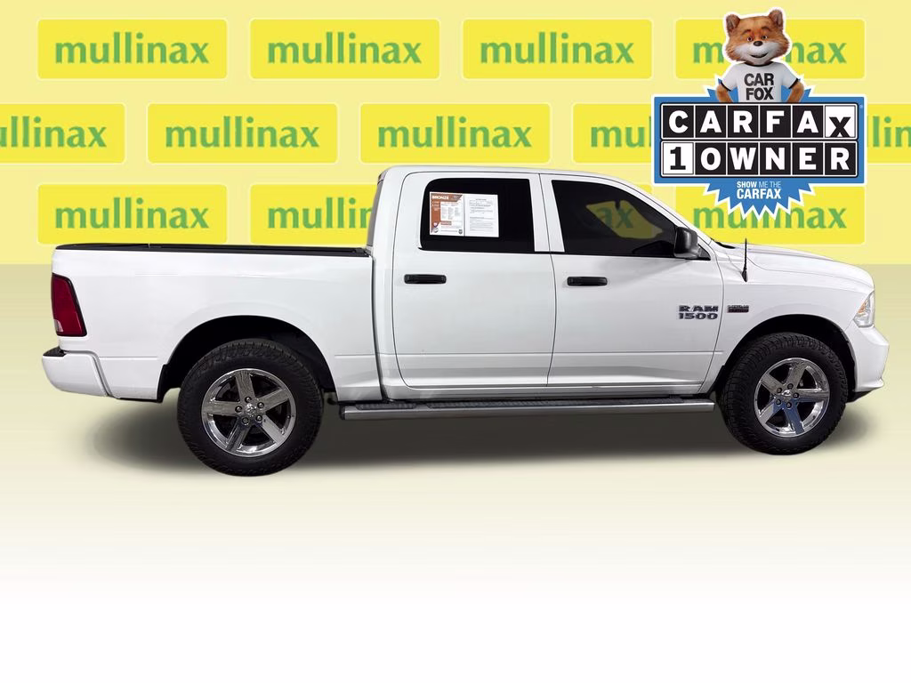 2017 Bright White Clearcoat Ram 1500 Express 4X4 Truck
