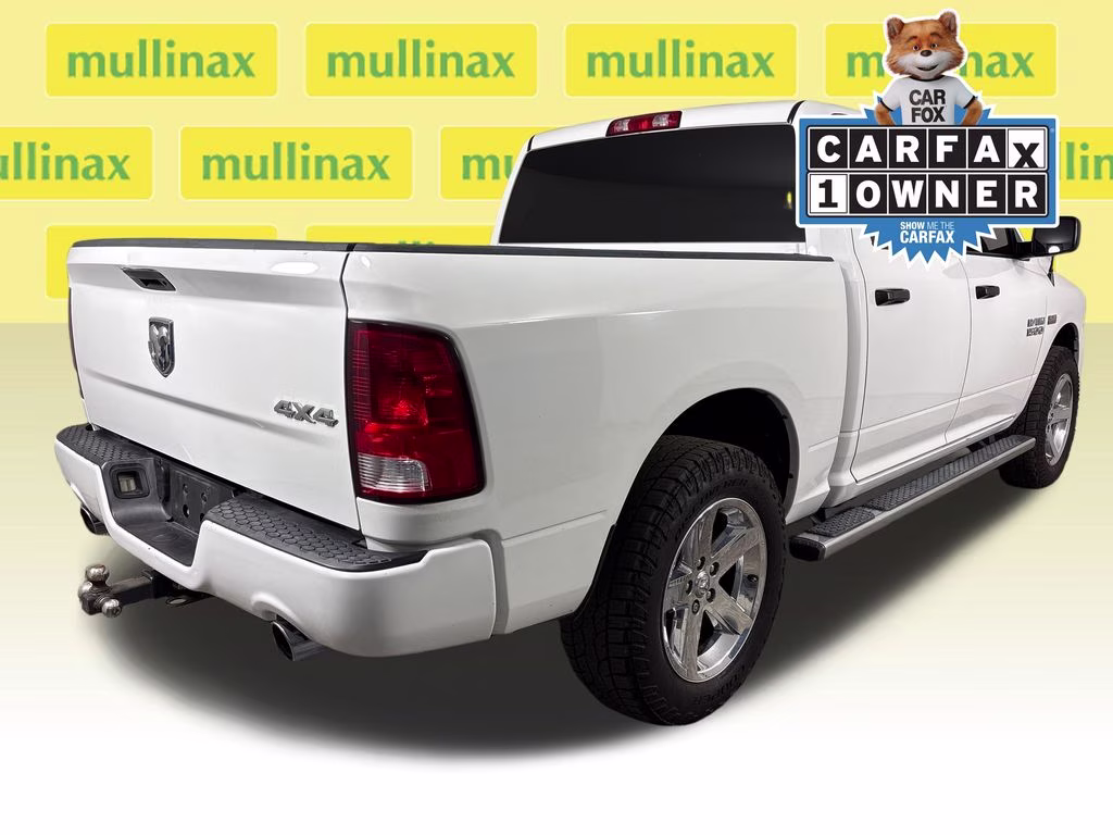 2017 Bright White Clearcoat Ram 1500 Express 4X4 Truck