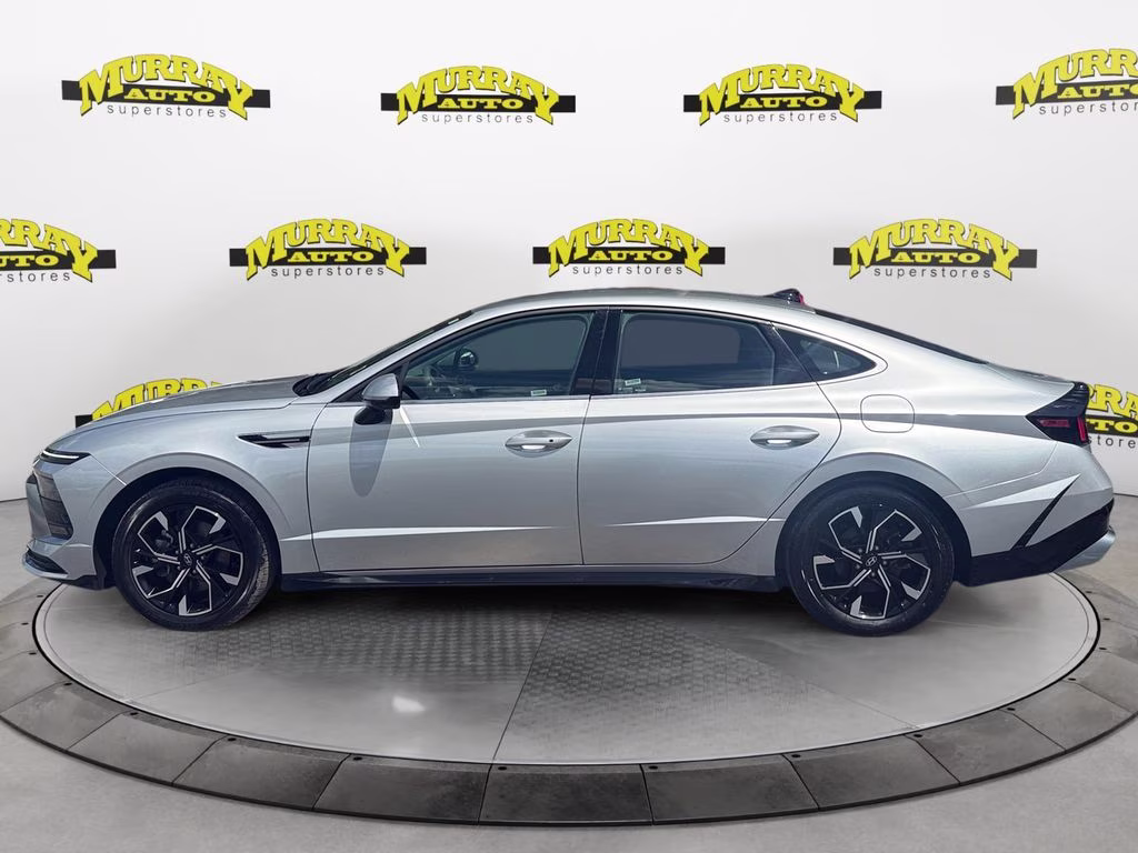 2025 Aero Silver Hyundai Sonata SEL FWD Sedan