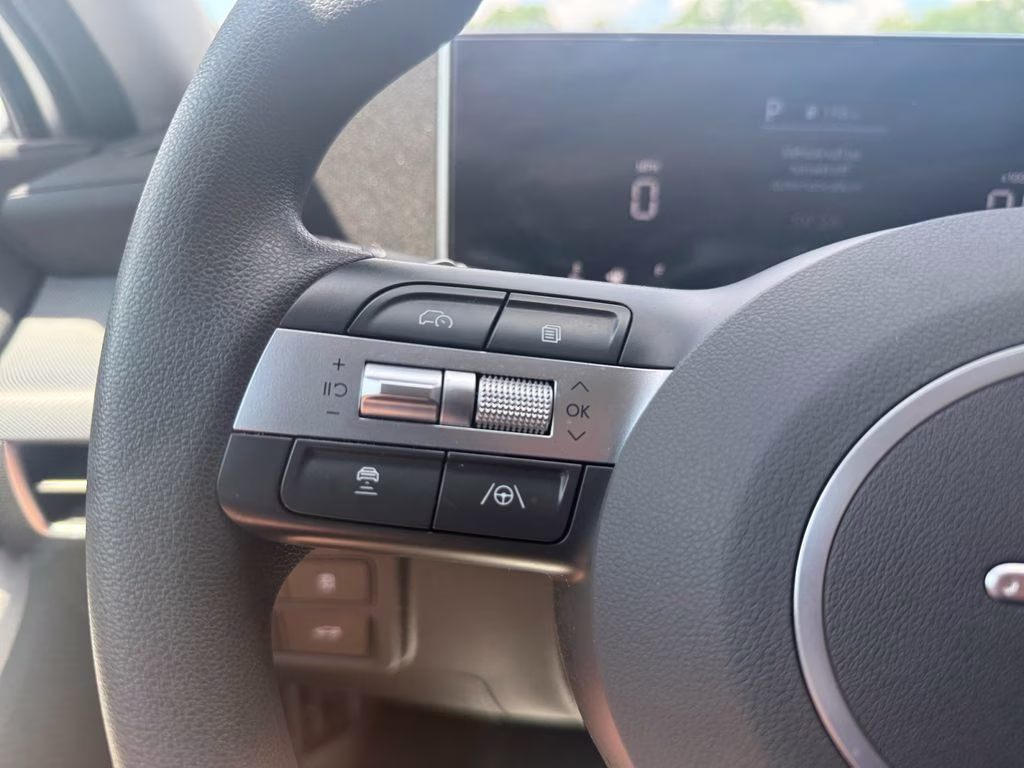 2025 Aero Silver Hyundai Sonata SEL FWD Sedan