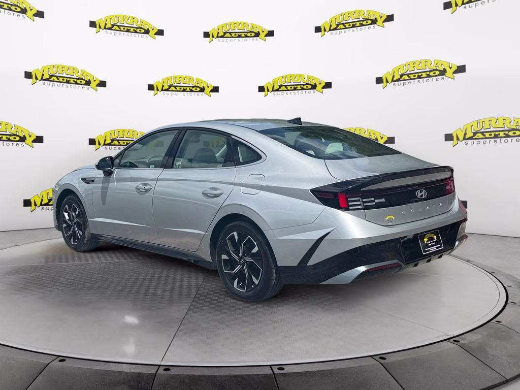2025 Aero Silver Hyundai Sonata SEL FWD Sedan