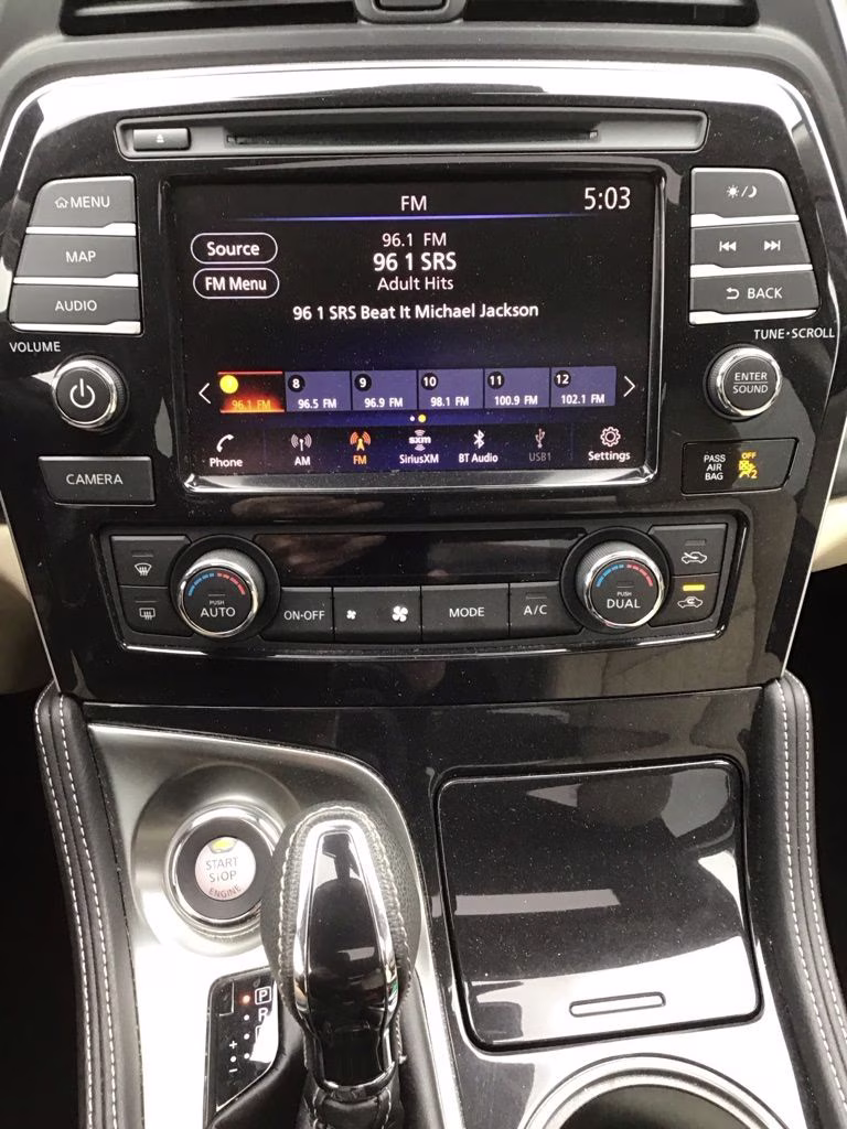 2023 White Nissan Maxima Platinum FWD Sedan