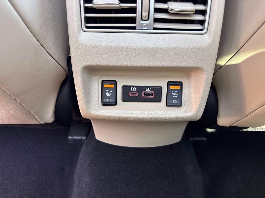 2023 White Nissan Maxima Platinum FWD Sedan