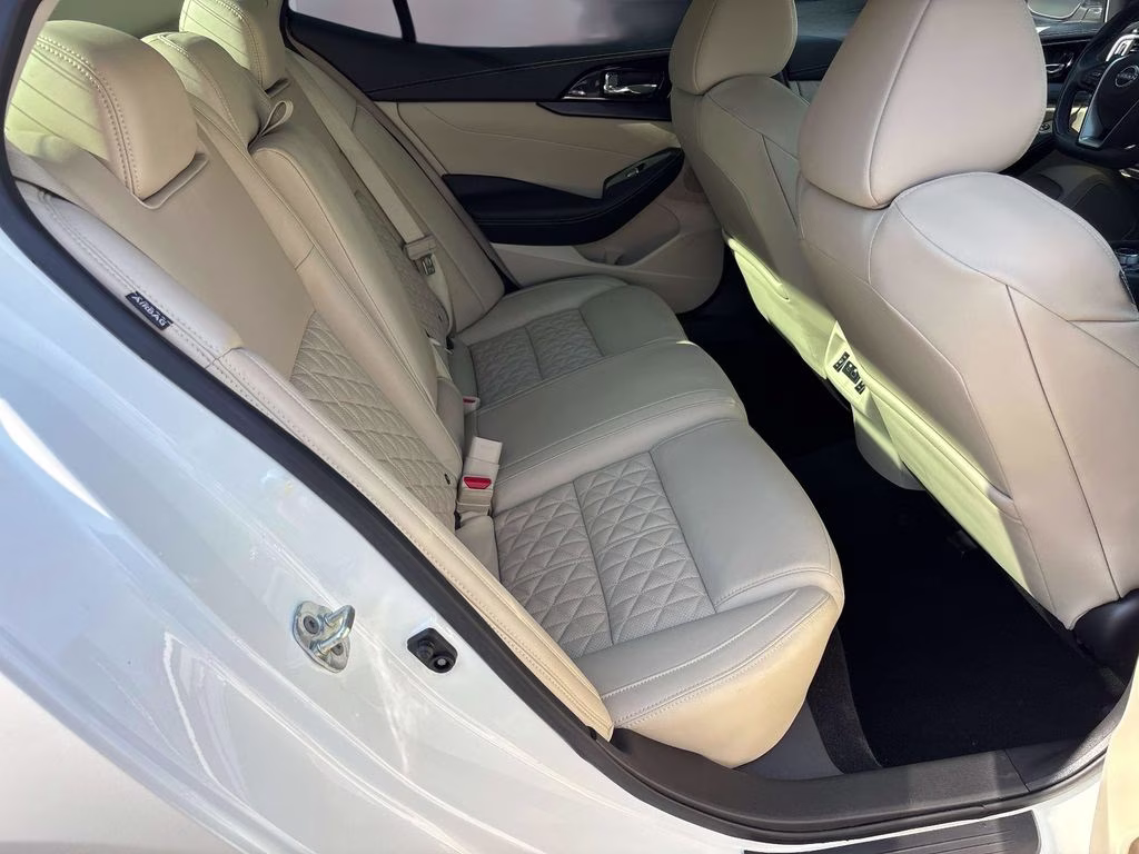 2023 White Nissan Maxima Platinum FWD Sedan