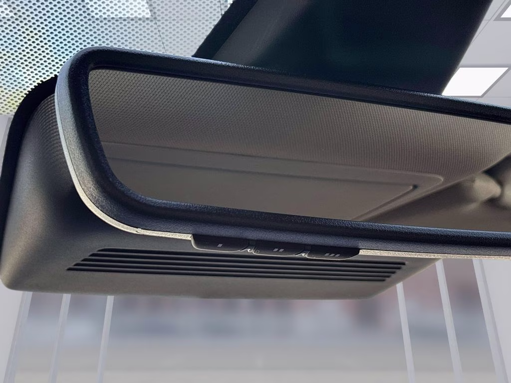 2023 White Nissan Maxima Platinum FWD Sedan