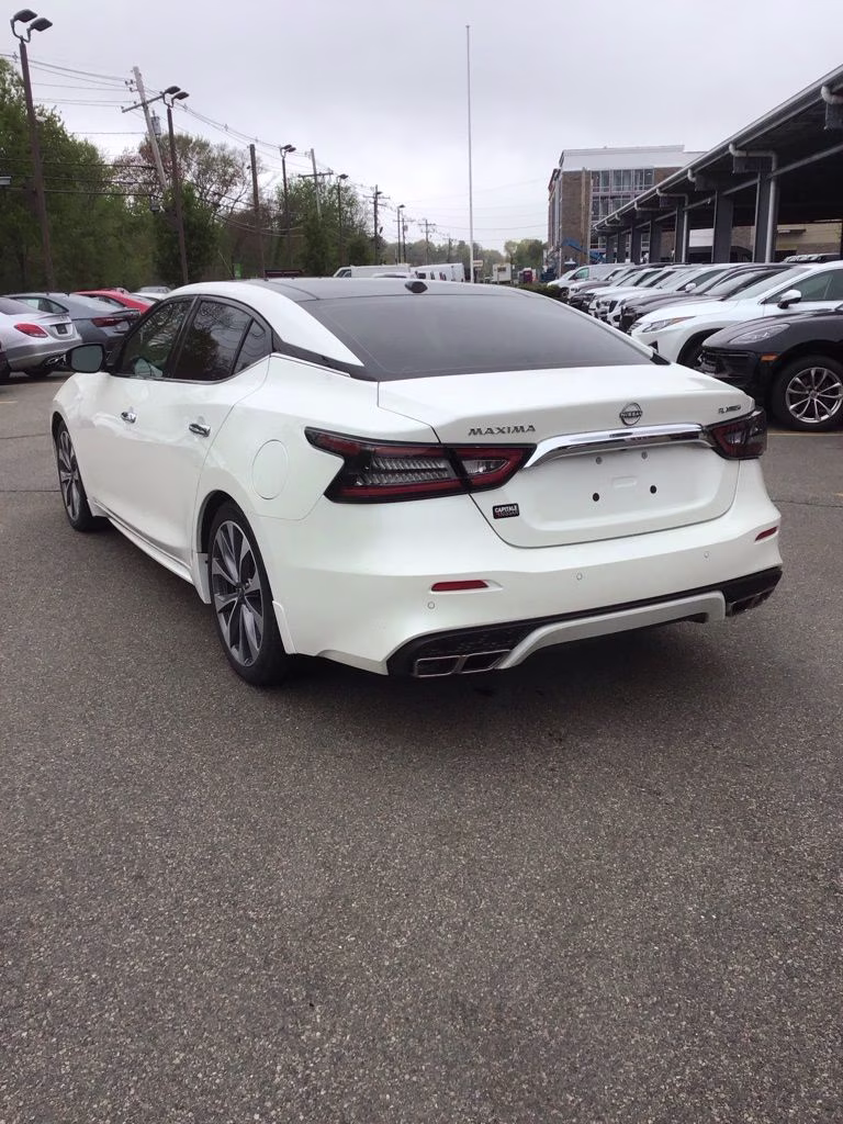 2023 White Nissan Maxima Platinum FWD Sedan