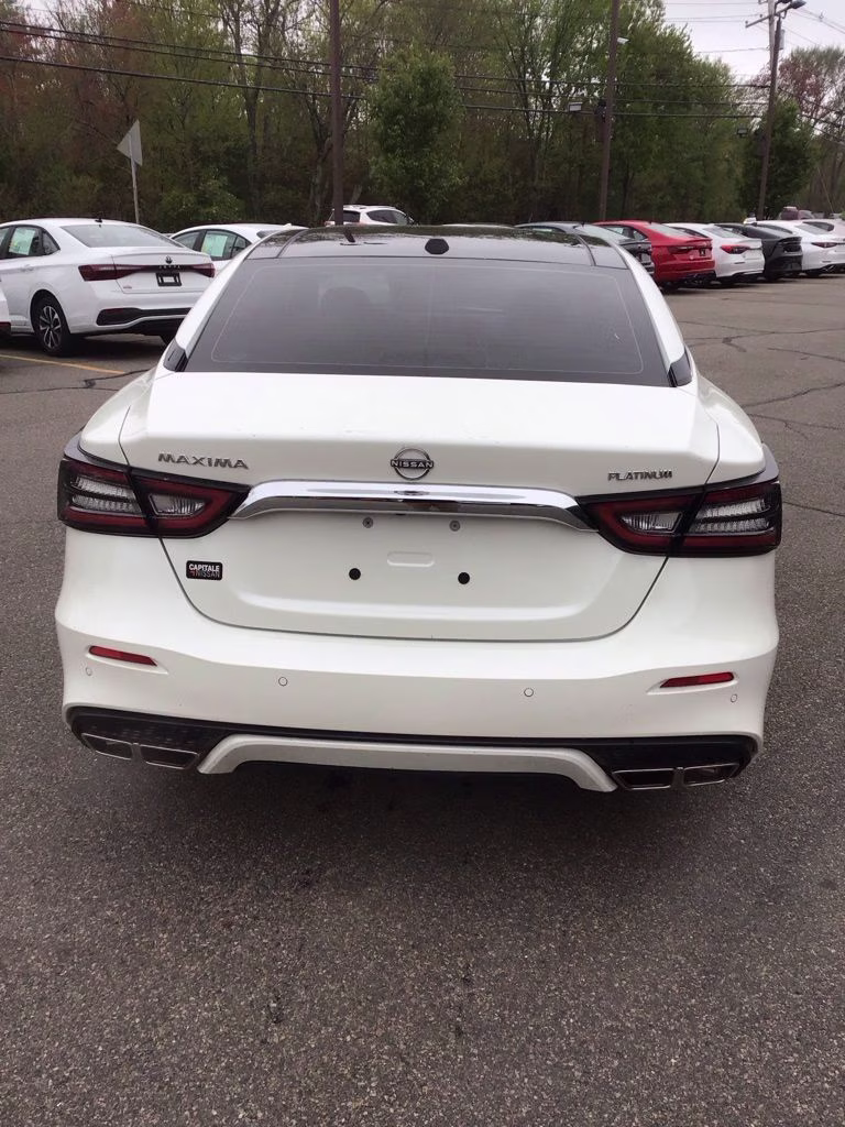 2023 White Nissan Maxima Platinum FWD Sedan