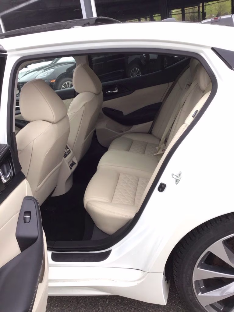 2023 White Nissan Maxima Platinum FWD Sedan