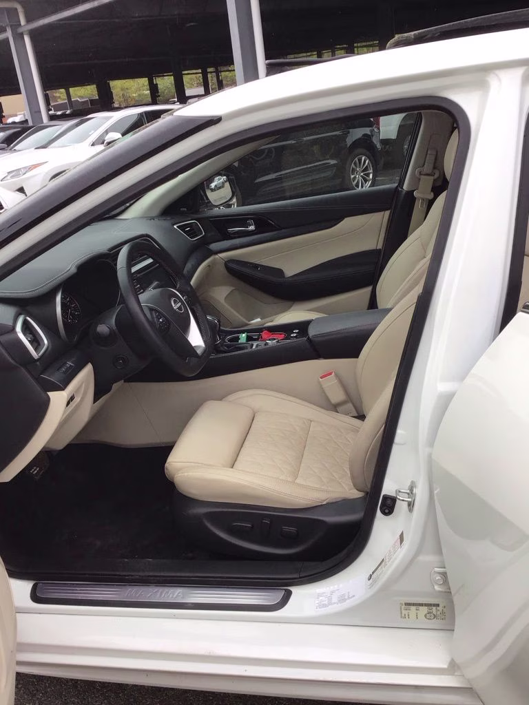 2023 White Nissan Maxima Platinum FWD Sedan