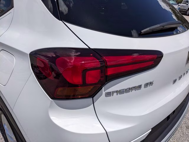 2026 Summit White Buick Encore GX Preferred FWD SUV