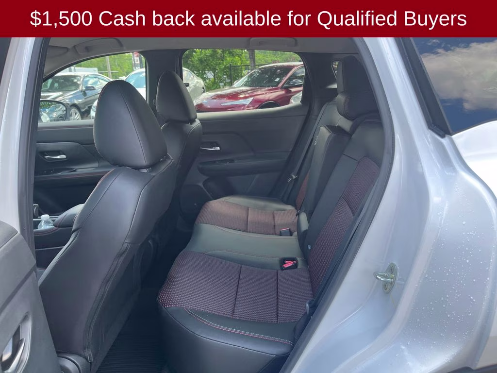 2026 Aspen White/Super Black Nissan Kicks SR FWD SUV