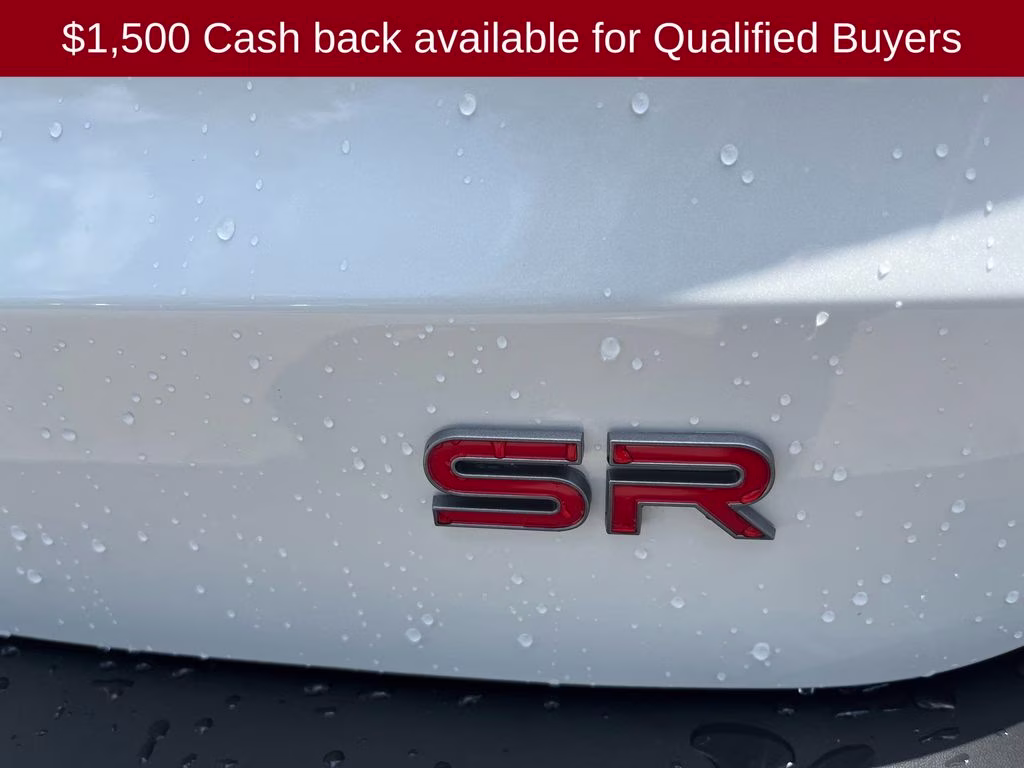 2026 Aspen White/Super Black Nissan Kicks SR FWD SUV