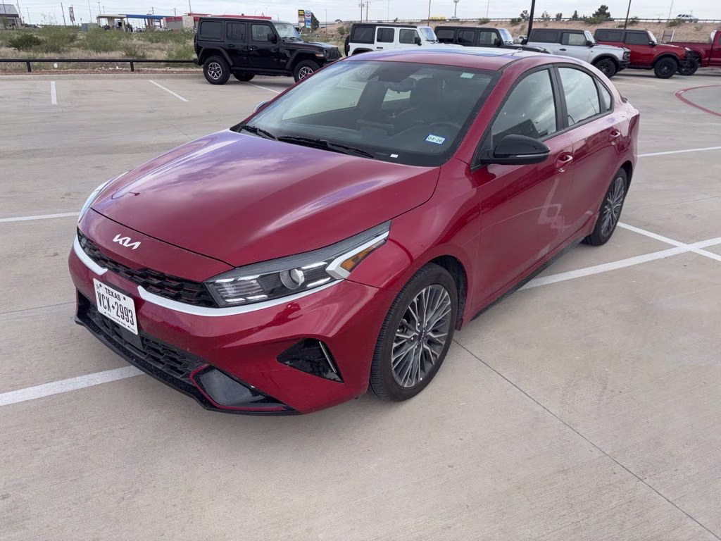 2024 Kia Forte GT-Line AT's photo
