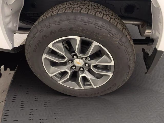 2026 Summit White Chevrolet Silverado 1500 LT 4X4 Truck