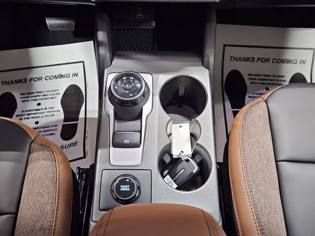 2026 Oxford White Ford Bronco Sport Outer Banks 4X4 SUV