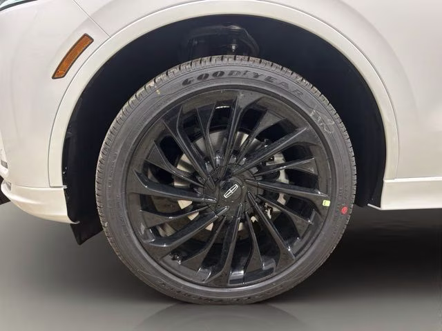 2026 Pristine White Metallic Tri-Coat Lincoln Aviator Reserve AWD SUV