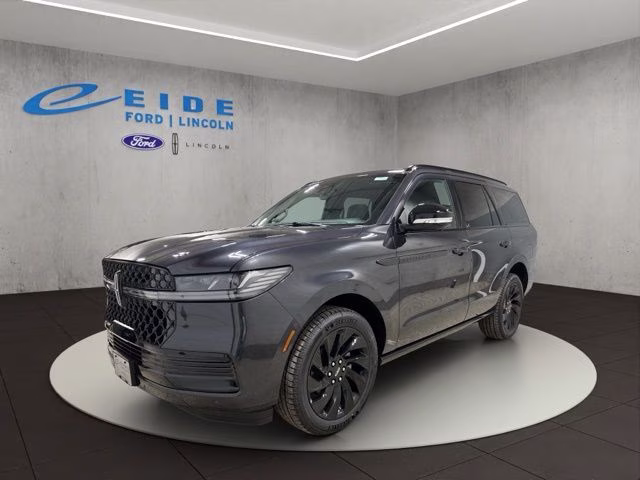 2026 Starlight Gray Premium Co Lincoln Navigator Reserve 4X4 SUV