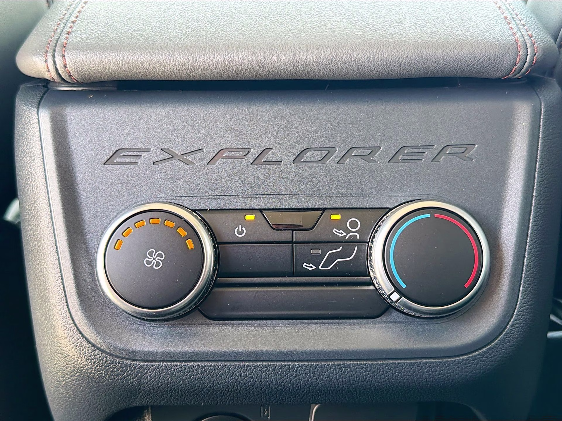 2026 Vapor Blue Metallic Ford Explorer Active RWD SUV