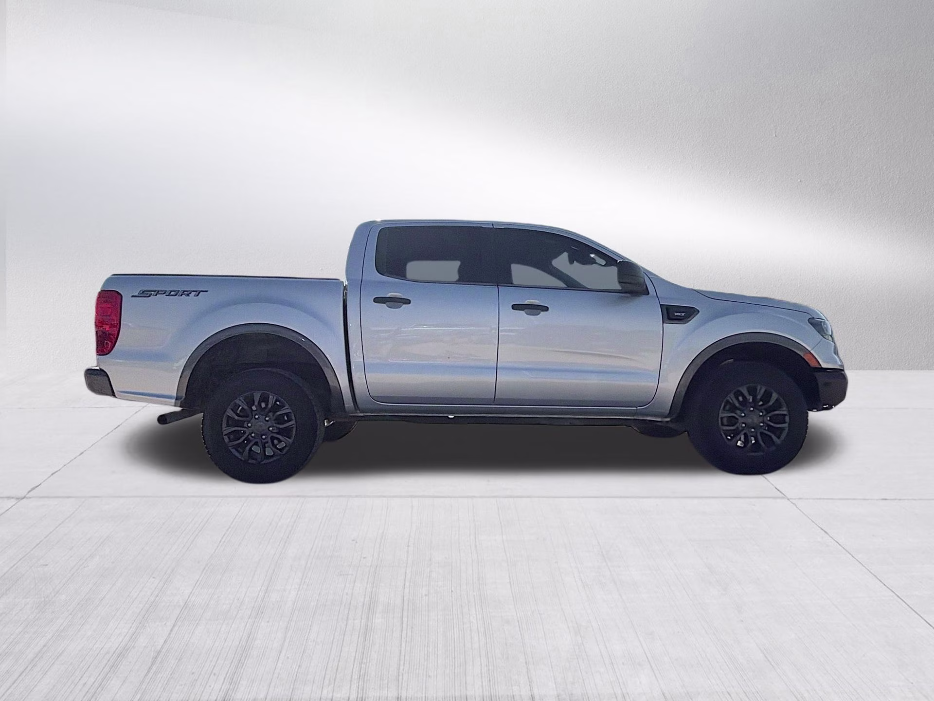 2019 Ingot Silver Metallic Ford Ranger XLT RWD Truck