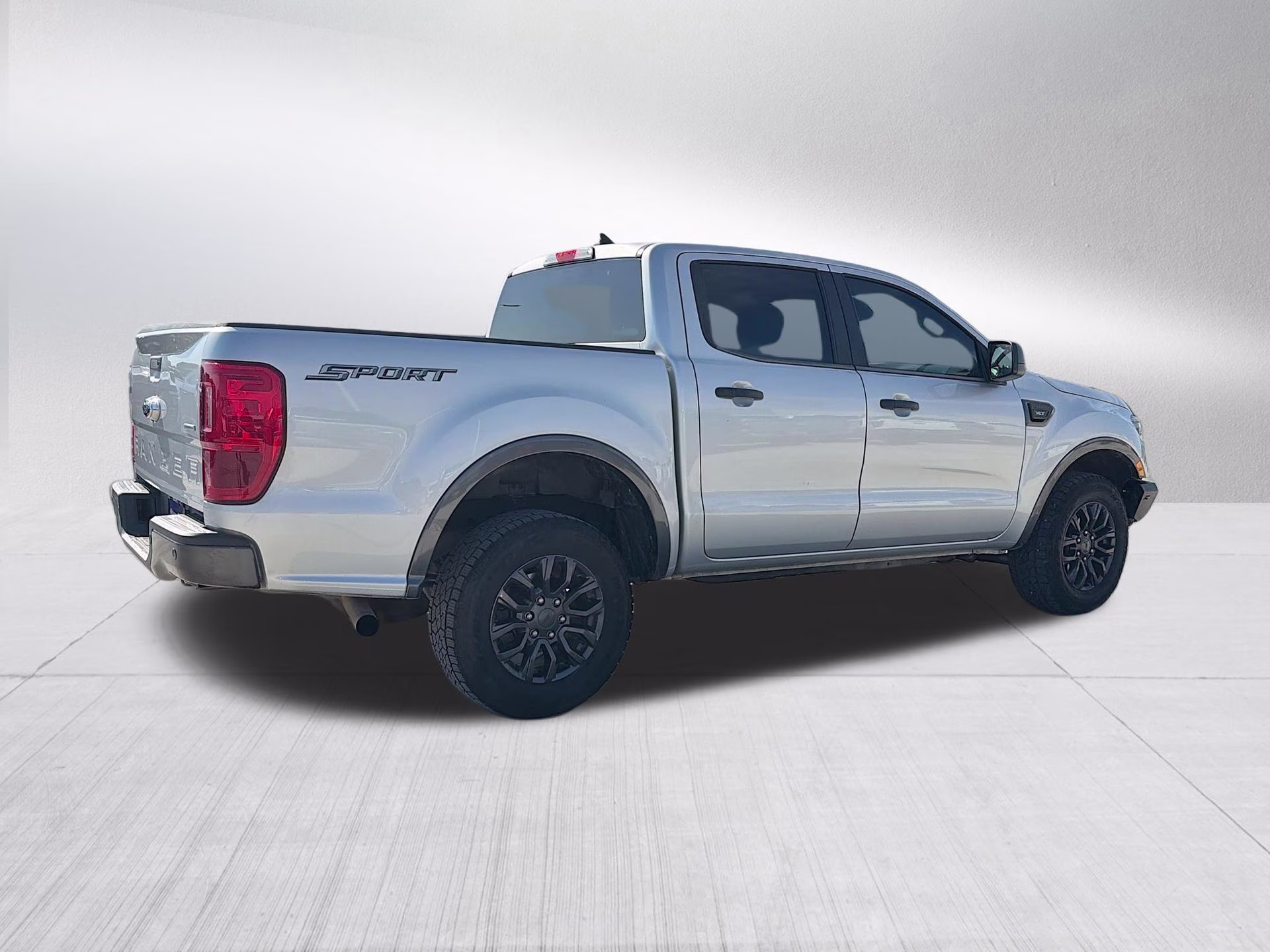 2019 Ingot Silver Metallic Ford Ranger XLT RWD Truck