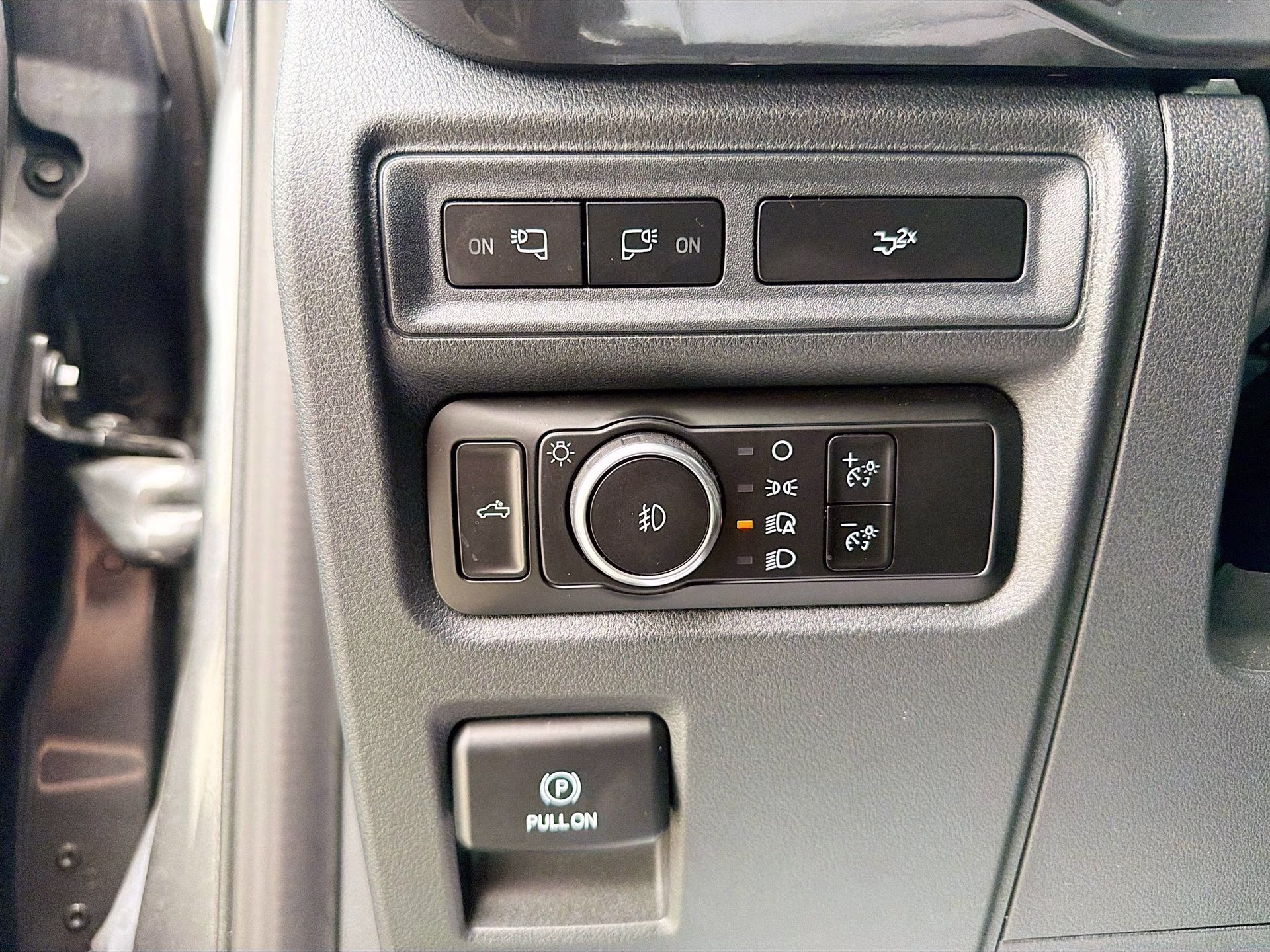 2023 Carbonized Gray Metallic Ford F-150 XLT 4X4 Truck