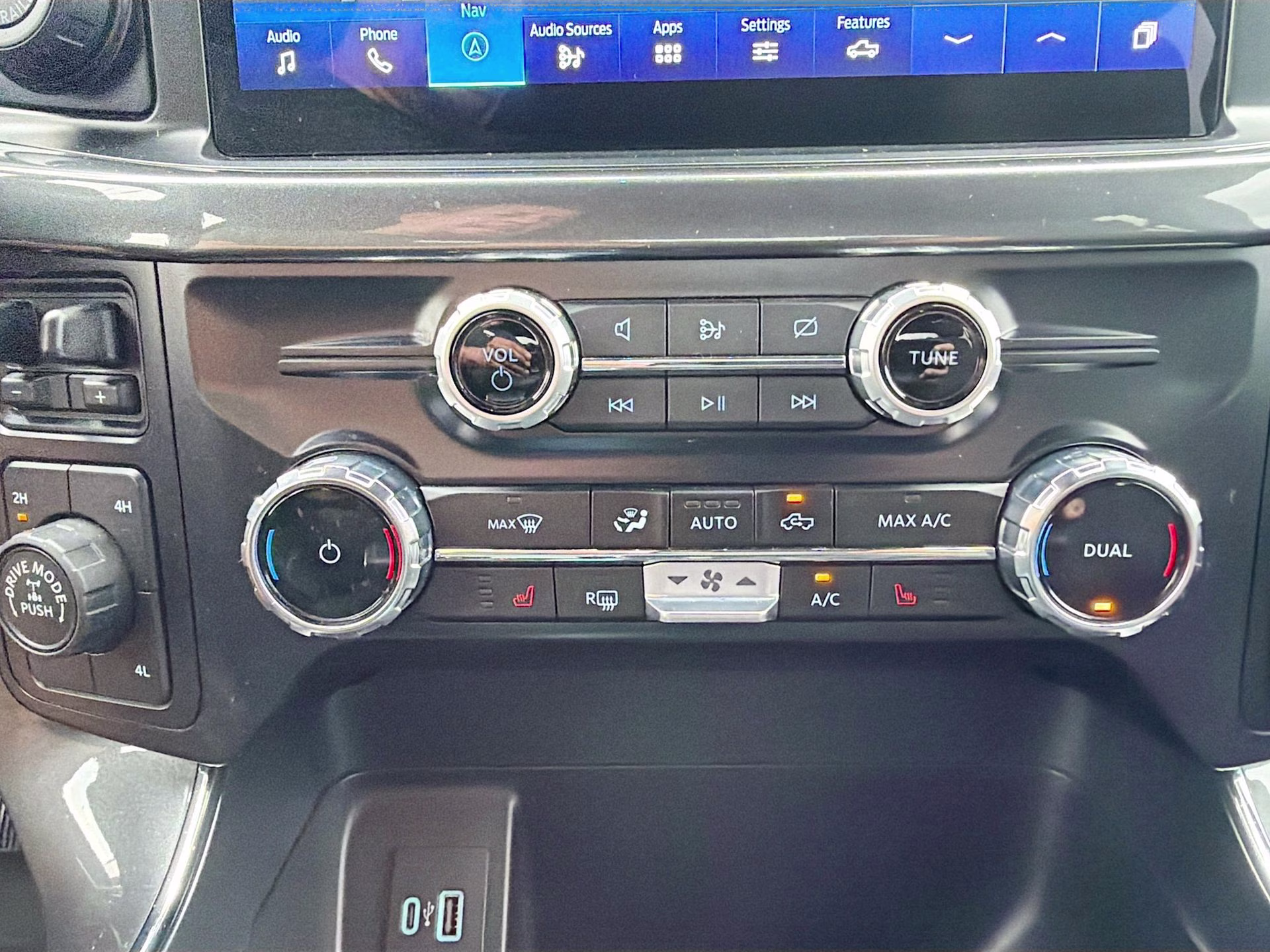2023 Carbonized Gray Metallic Ford F-150 XLT 4X4 Truck
