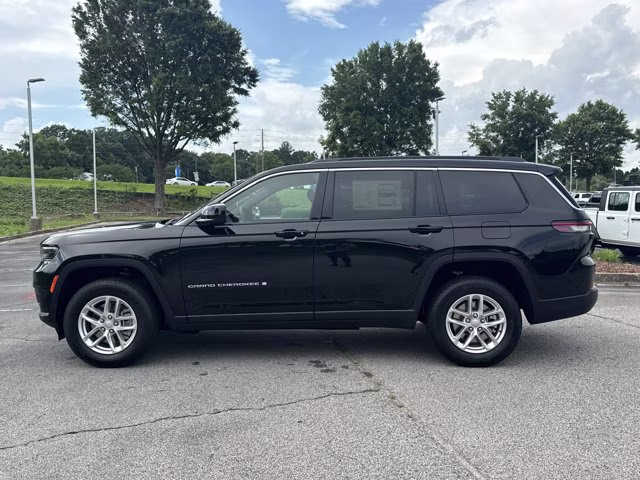 2026 Diamond Black Crystal Pearlcoat Jeep Grand Cherokee L Laredo X RWD SUV