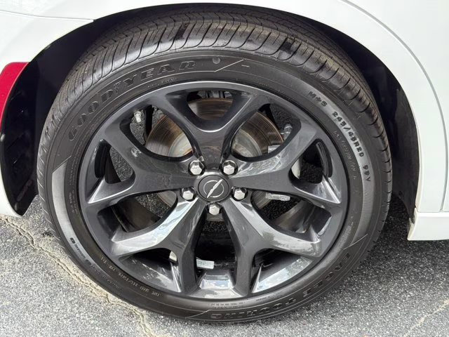 2023 Bright White Clearcoat Chrysler 300 Touring RWD Sedan