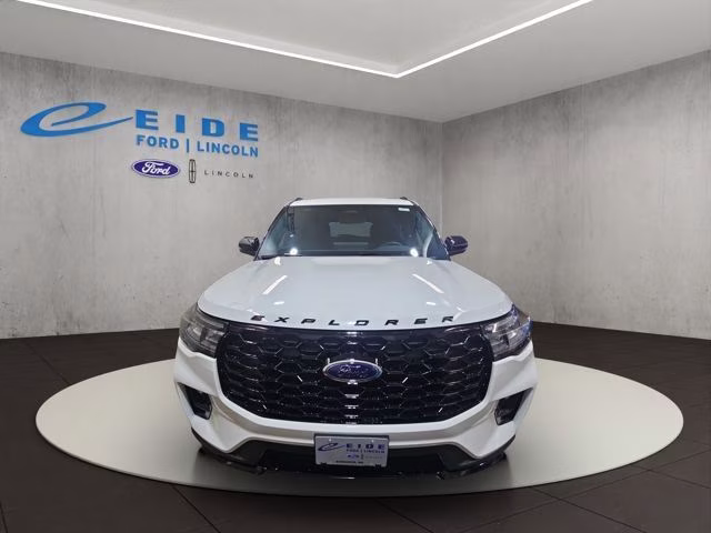 2026 Star White Metallic Tri-Coat Ford Explorer ST-Line 4X4 SUV