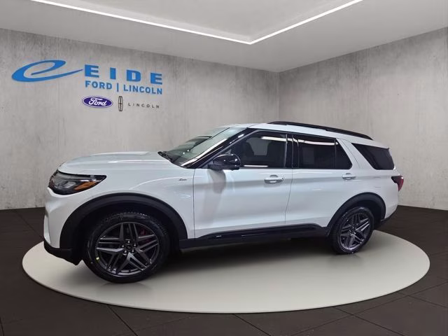 2026 Star White Metallic Tri-Coat Ford Explorer ST-Line 4X4 SUV