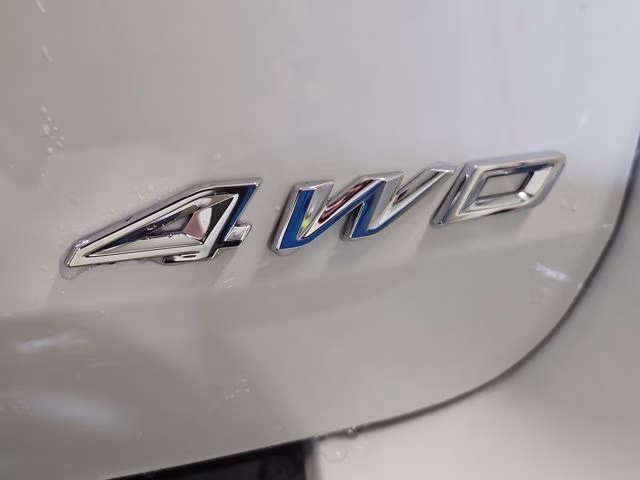 2026 Star White Metallic Tri-Coat Ford Explorer ST-Line 4X4 SUV