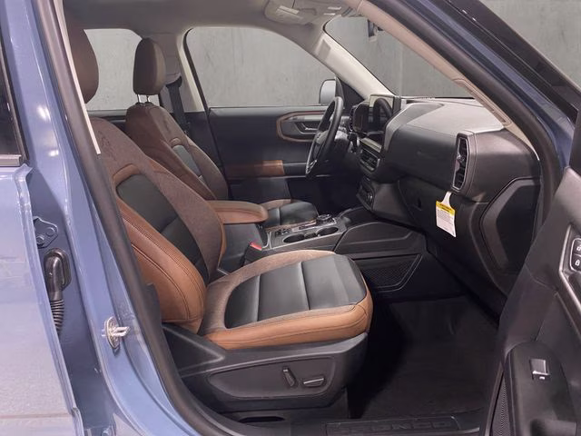 2026 Azure Gray Metallic Ford Bronco Sport Outer Banks 4X4 SUV