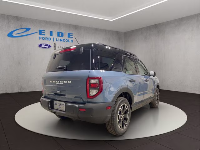 2026 Azure Gray Metallic Ford Bronco Sport Outer Banks 4X4 SUV