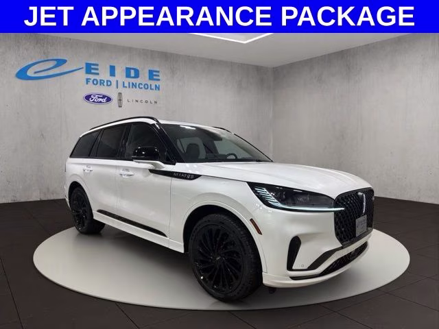 2026 Pristine White Metallic Tri-Coat Lincoln Aviator Reserve AWD SUV
