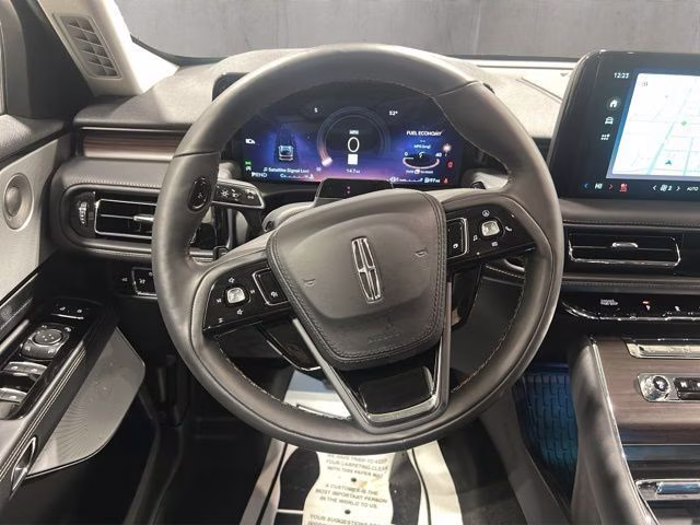 2026 Pristine White Metallic Tri-Coat Lincoln Aviator Reserve AWD SUV